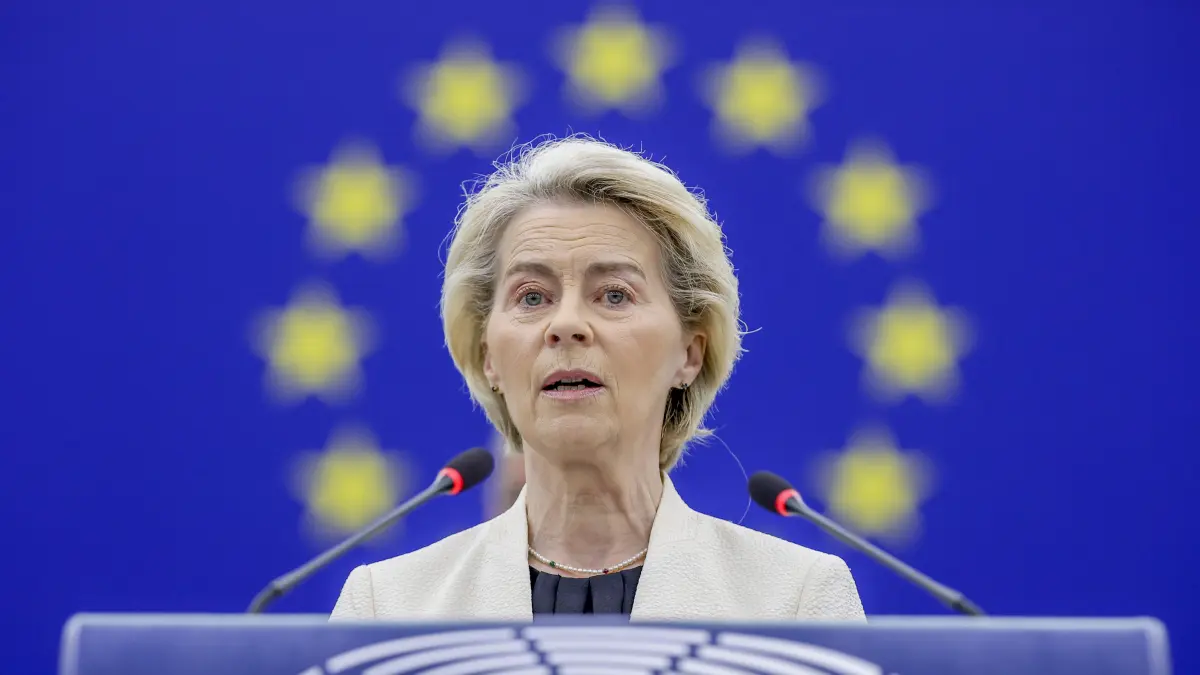 critici dure de la bruxelles dupa ce israelul ar fi bombardat o scoala din fasia gaza ursula von der leyen un atac abominabil