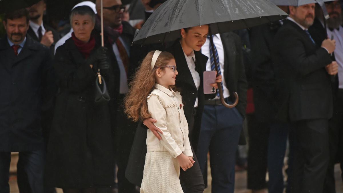 cum a fost pentru aheea ziua in care tatal ei a fost investit presedinte nicusor dan a spus ca s a plictisit la discurs