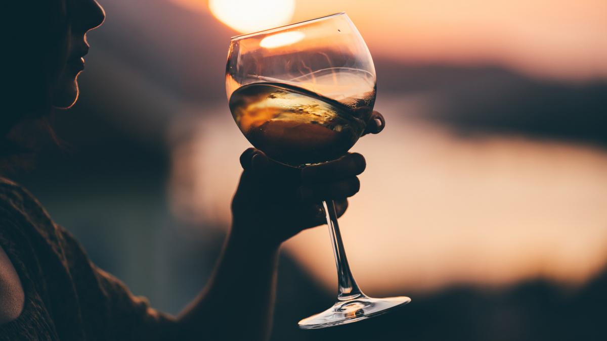 o experienta culinara de exceptie te asteapta la etajul noua un nou reper pentru pasionatii de gastronomie si eleganta