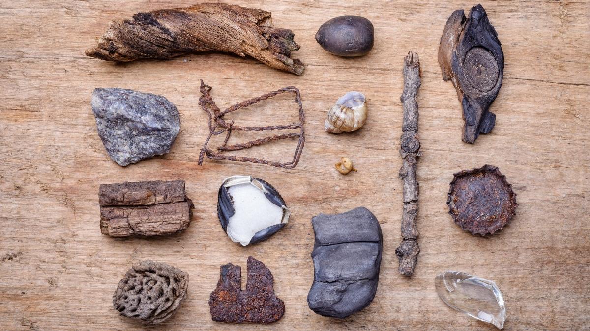 descoperire spectaculoasa in situl arheologic sutton hoo o galeata bizantina de 1 400 de ani contine ramasite umane si obiecte de pret