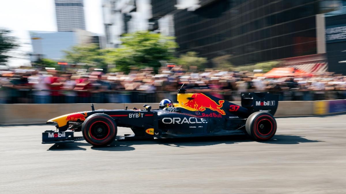 evenimentul red bull showrun by alumil spectacolul impresionant de sport motorizat la atena