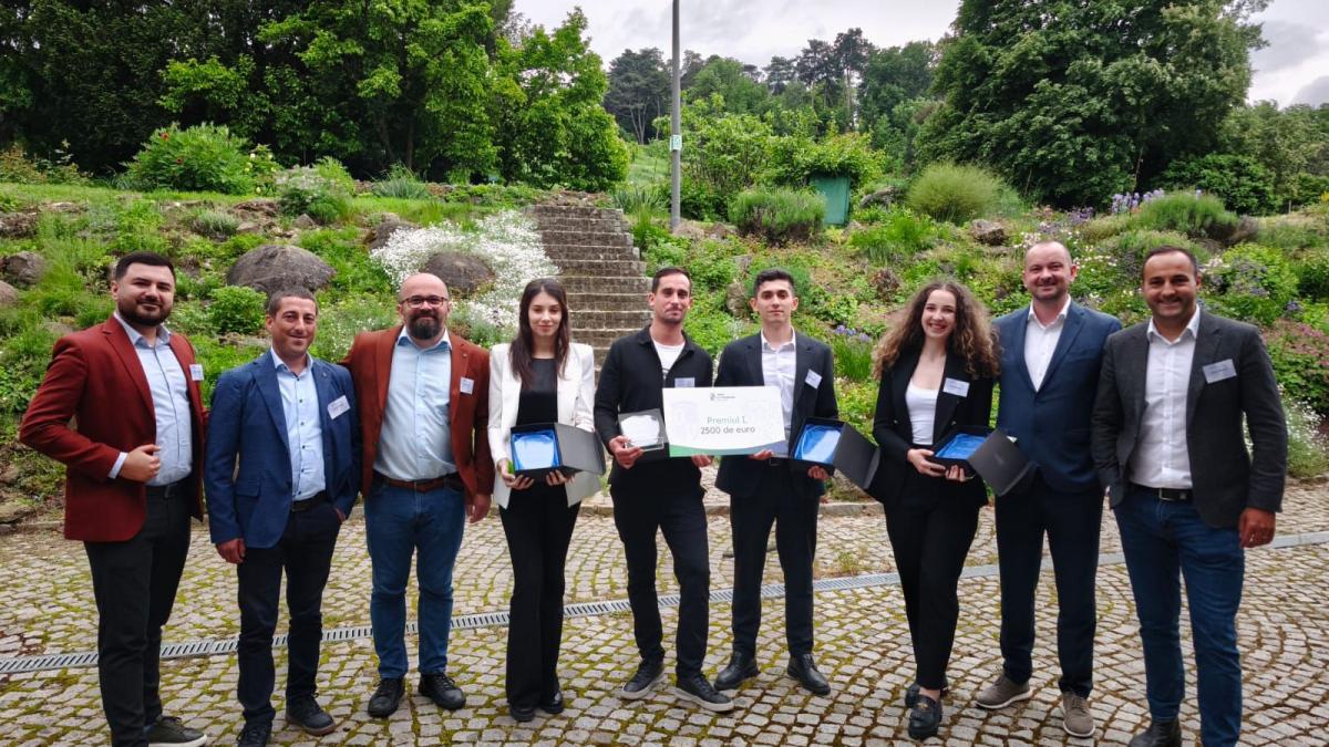 usvt colaboreaza cu cel mai mare furnizor de tehnologie gis din china