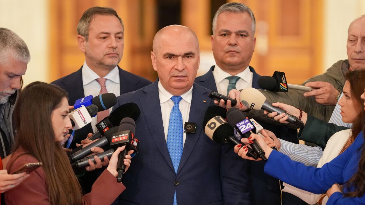 ilie bolojan spune ca cei cu pensii mari ar trebuie sa plateasca cass cred ca o astfel de contributie trebuie sa fie luata in calcul