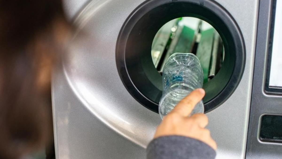 un barbat din ilfov a castigat 700 000 lei dupa ce a pacalit aparatele returo apoi a fost prins ce metoda folosea