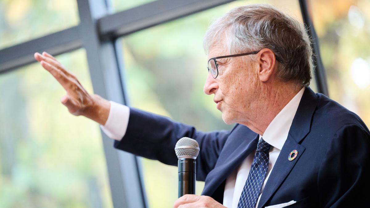 bill gates a anuntat cui va dona cea mai mare parte din averea sa de 200 de miliarde de dolari