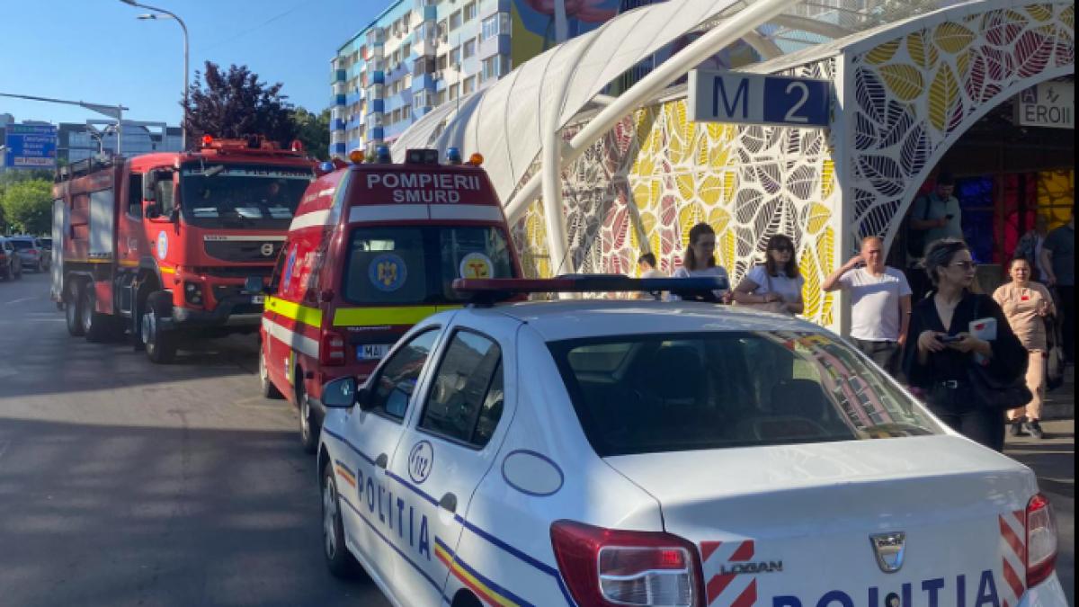 circulatia metroului este blocata la statia eroii revolutiei dupa ce o femeie s a aruncat pe sine