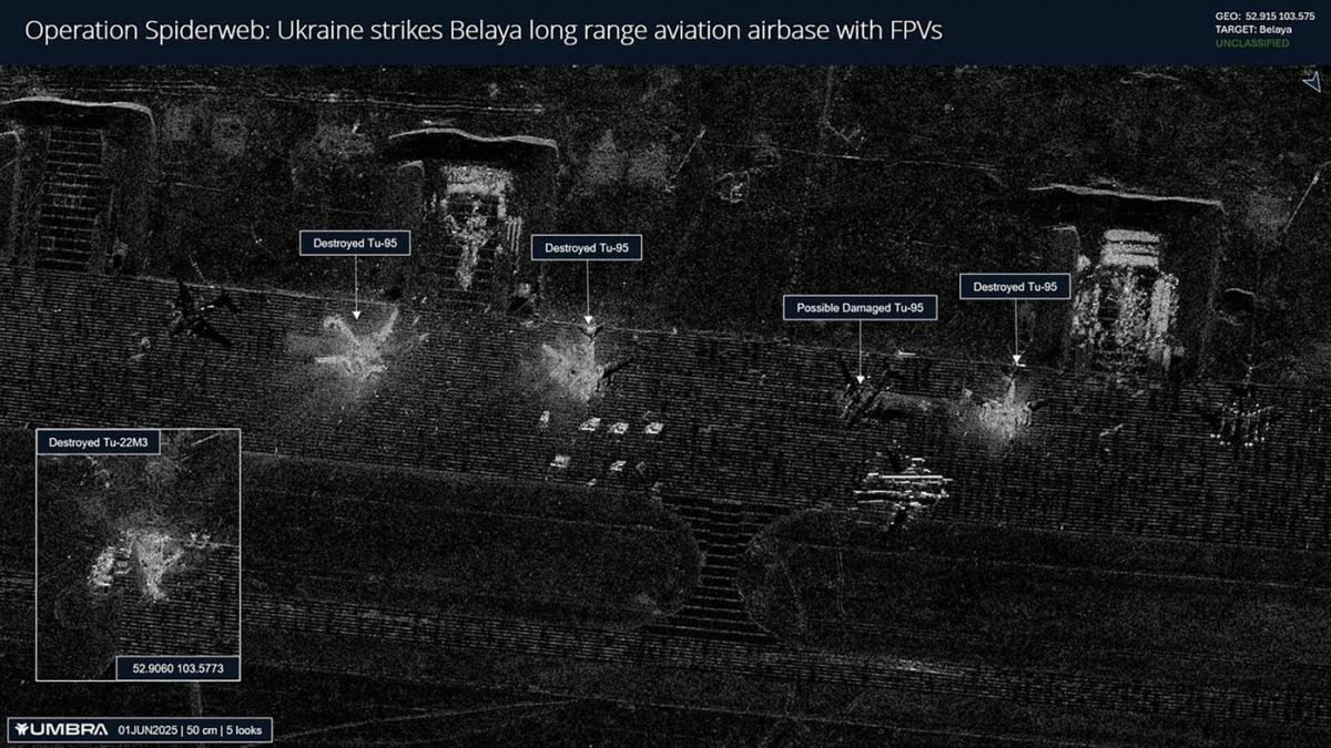 imagini din satelit cu bombardierele nucleare ale lui putin distruse de roiul de drone ucrainene