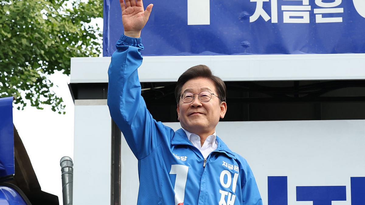 lee jae myung marele rival al fostului presedinte sud coreean demis a castigat alegerile conform proiectiilor lee jae myung marele rival al fostului presedinte sud coreean demis a castigat alegerile conform proiectiilor