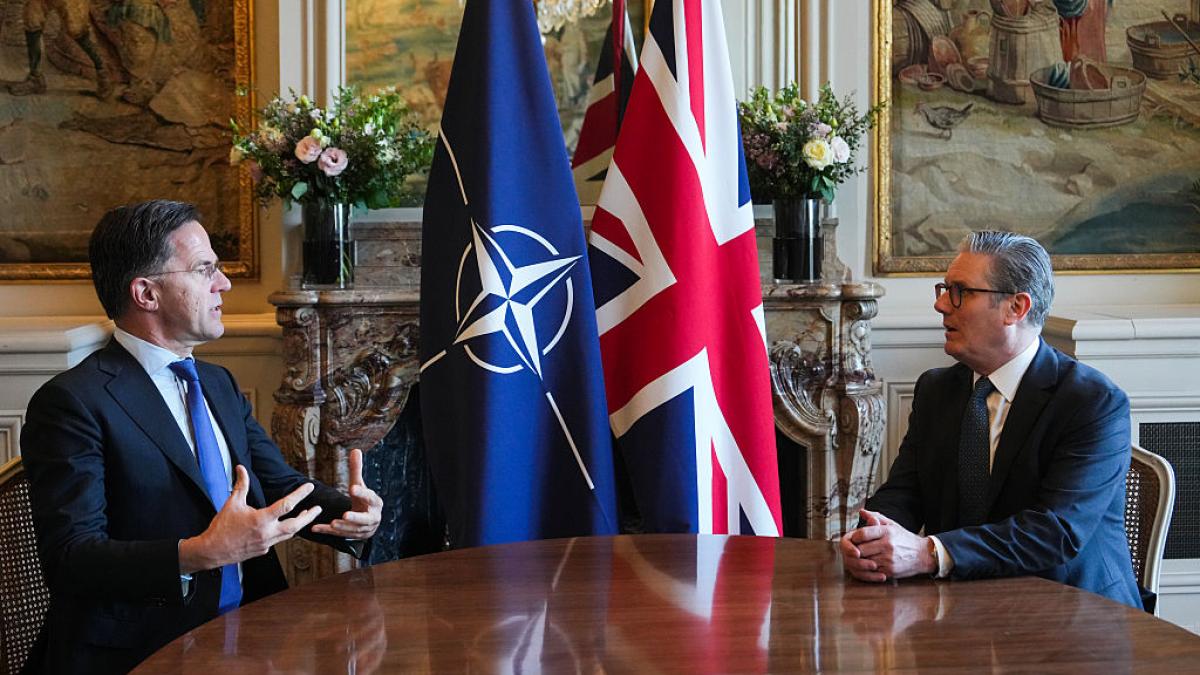 nato forteaza marea britanie sa accepte cresterea cheltuielilor pentru aparare la 3 5 din pib ca sa l multumeasca pe trump