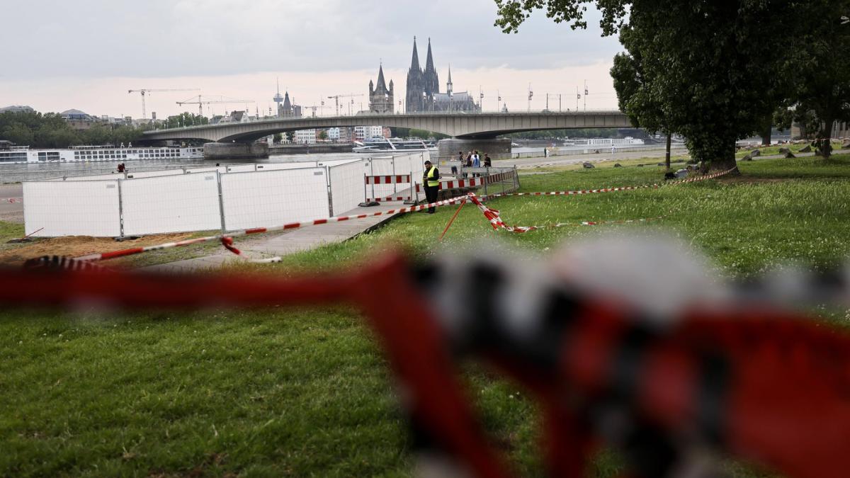 cea mai mare operatiune de la al doilea razboi mondial incoace 20 000 de oameni evacuti din koln unde s au gasit bombe neexplodate