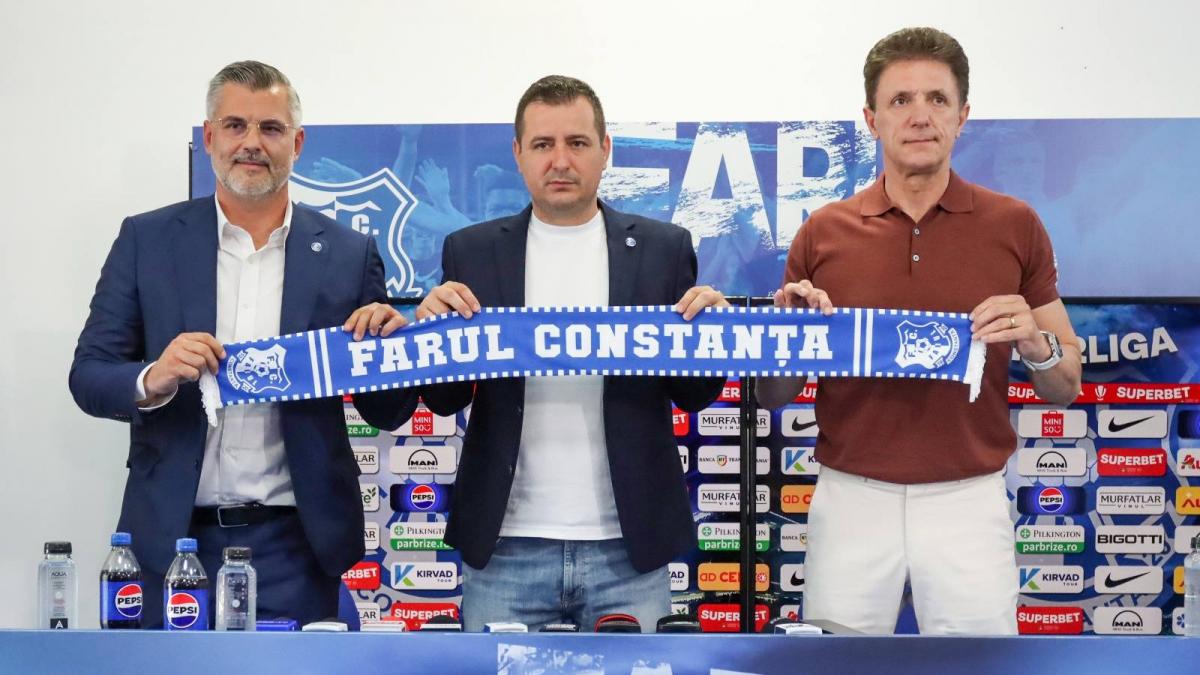ianis zicu a fost prezentat oficial la farul constanta este greu sa vii dupa hagi dar un plus pot sa aduc si eu ianis zicu a fost prezentat oficial la farul constanta este greu sa vii dupa hagi dar un plus pot sa aduc si eu
