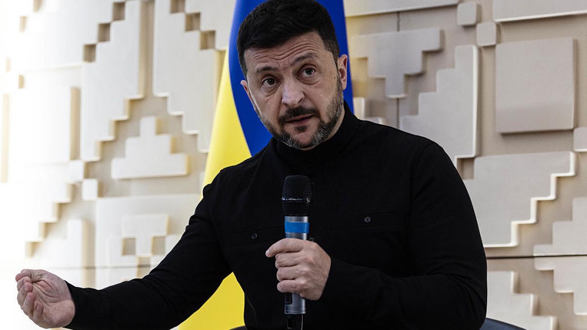 zelenski spune ca alte discutii de pace la istanbul ar fi inutile presedintele ucrainei cere discutii directe cu putin