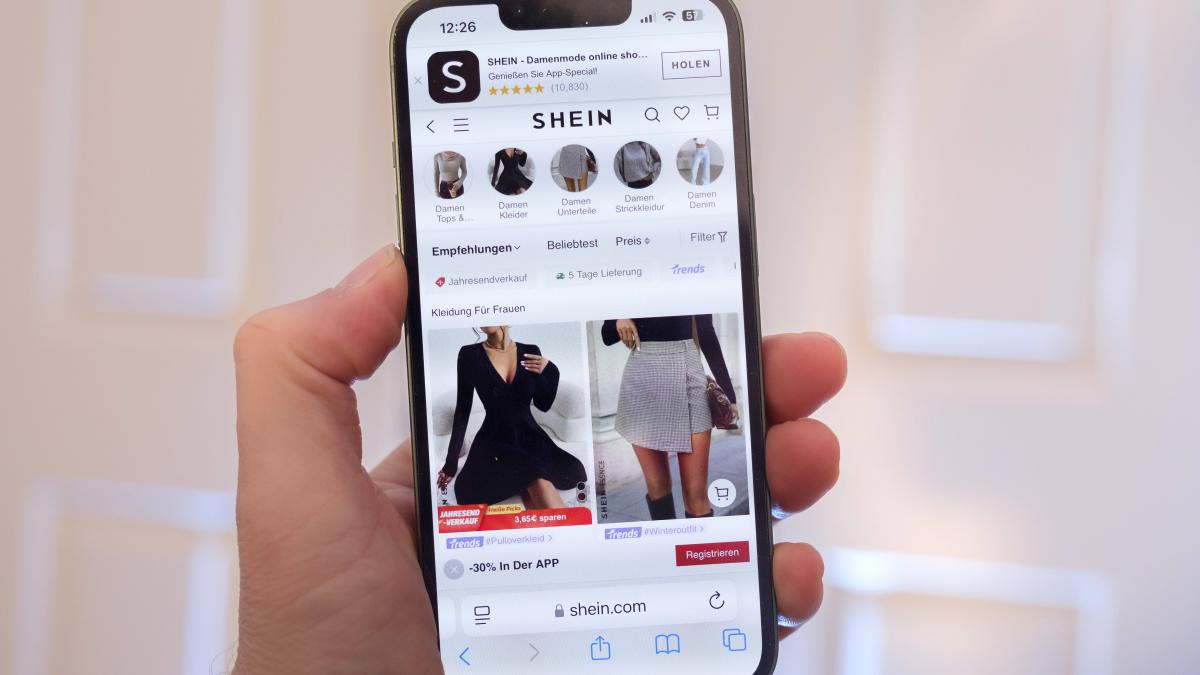 compania chineza shein este acuzata ca isi manipuleaza clientii sa cumpere mai mult decat isi permit