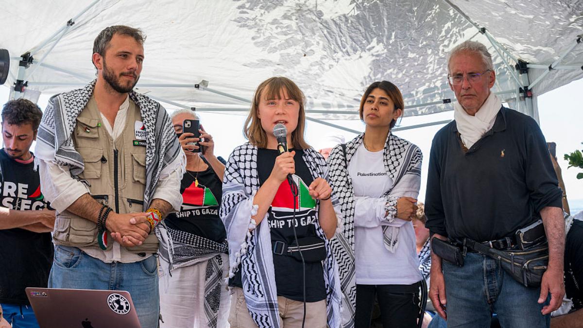 israelul s a razgandit si nu mai permite accesul navei cu care greta thunberg liam cunningham si alti activisti aduc ajutoare in gaza