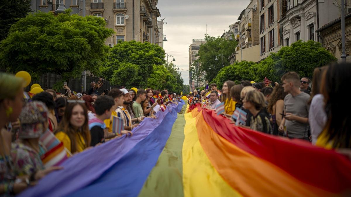 patriarhia romana condamna marsul bucharest pride un act provocator si total nepotrivit
