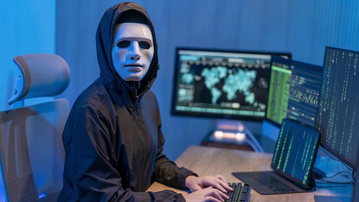hackerii pacalesc angajati din europa si sua sa instaleze o aplicatie falsa a salesforce fura date si santajeaza companiile hackerii pacalesc angajati din europa si sua sa instaleze o aplicatie falsa a salesforce fura date si santajeaza companiile
