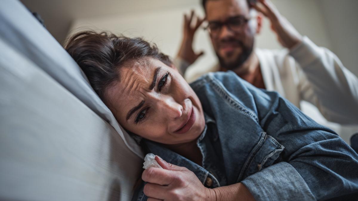 in 2025 la fiecare 4 minute o romanca este batuta de partener cum pot fi salvate si ajutate femeile abuzate in relatie