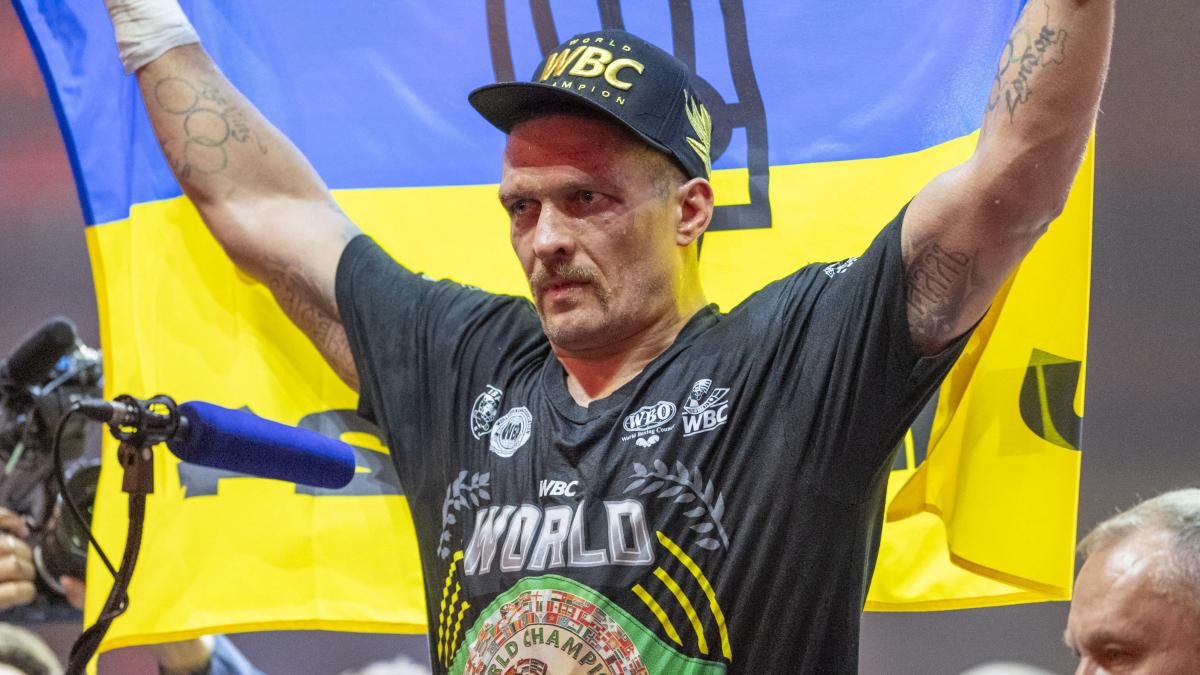 campionul mondial la box oleksandr usyk il cheama pe trump la kiev si ii ofera casa lui ca sa vada cum cad bombele sa vina in secret