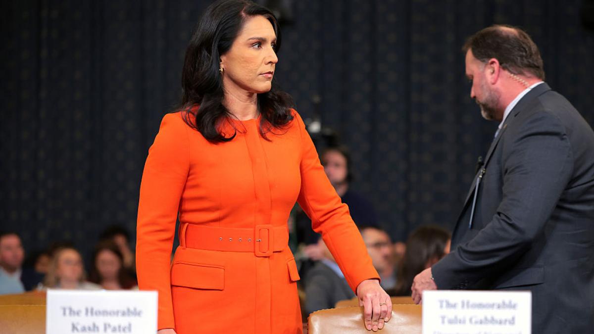 omenirea este mai aproape ca niciodata de un holocaust nuclear a avertizat sefa spionajului american