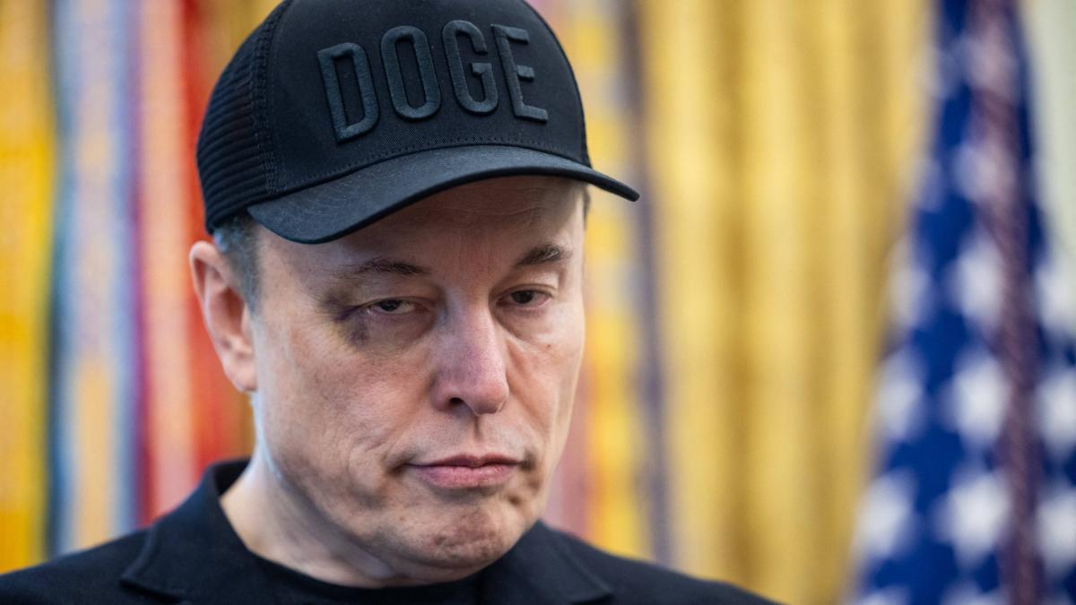 elon musk capituleaza in razboiul cu trump si spune ca regreta unele postari si ca a intrecut limita