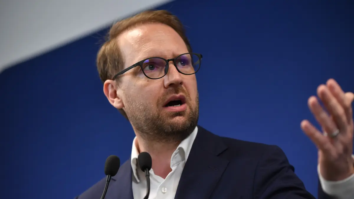 usr refuza varianta unui premier tehnocrat si a rotativei guvernamentale fritz singurul care corespunde profilului e ilie bolojan