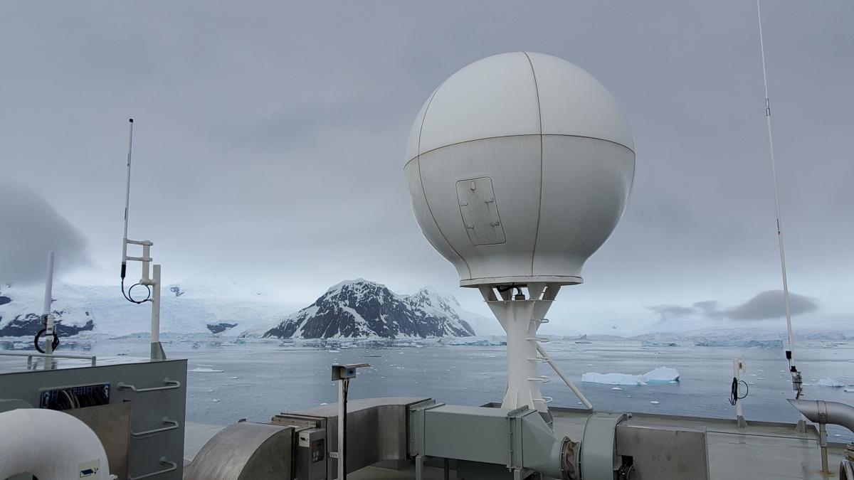 au fost detectate impulsuri radio ciudate care provin din gheata din antarctica