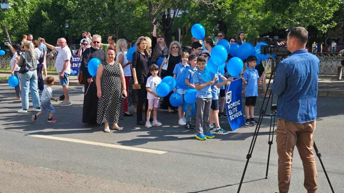 festivalul copiilor organizat de universitatea crestina dimitrie cantemir editia i