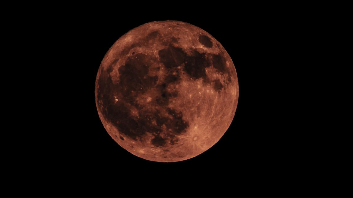 luna capsunilor va putea fi vazuta saptamana aceasta ce alte evenimente astronomice vor mai avea loc in 2025