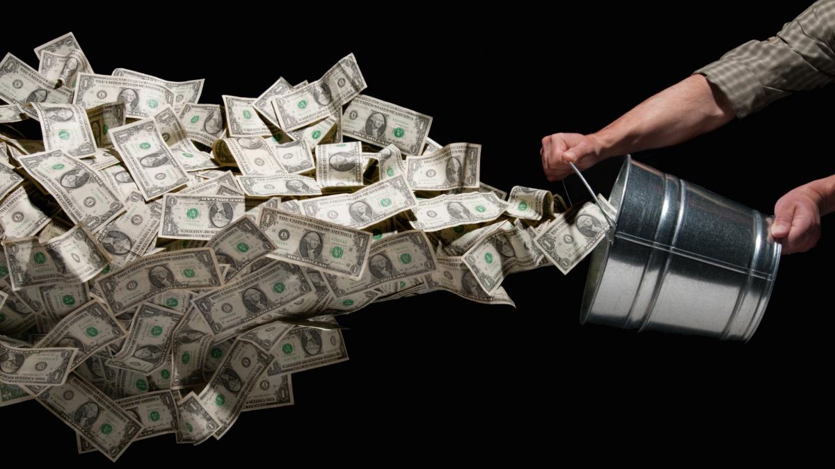 descoperire revoltatoare a curtii de conturi 48 de milioane de euro acordate ilegal ca prime si sporuri la romsilva si transelectrica