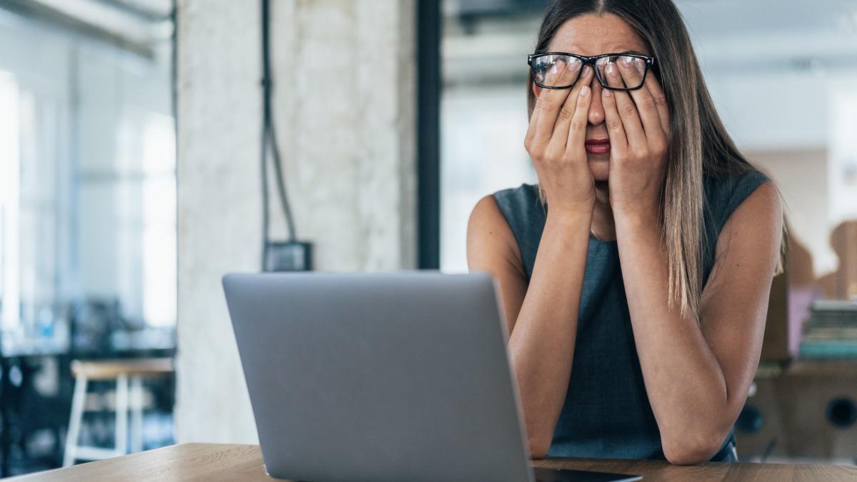 bine ati venit in era zilei de munca infinite sedinte la ora 20 00 si un flux constant de mesaje