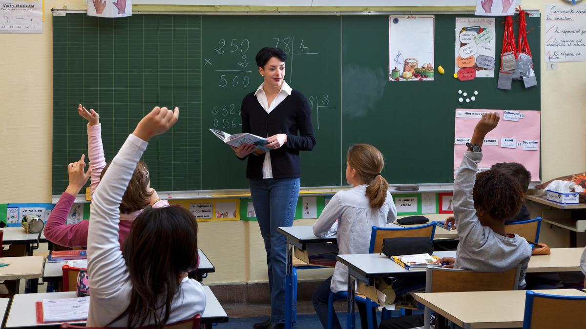 daniel david nu se pune problema reducerii salariilor sau concedieri in zona de educatie si cercetare