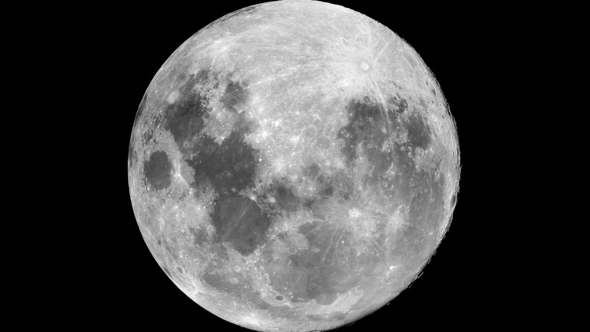 cercetatorii au descoperit o structura uriasa de peste 2 miliarde de tone sub suprafata lunii