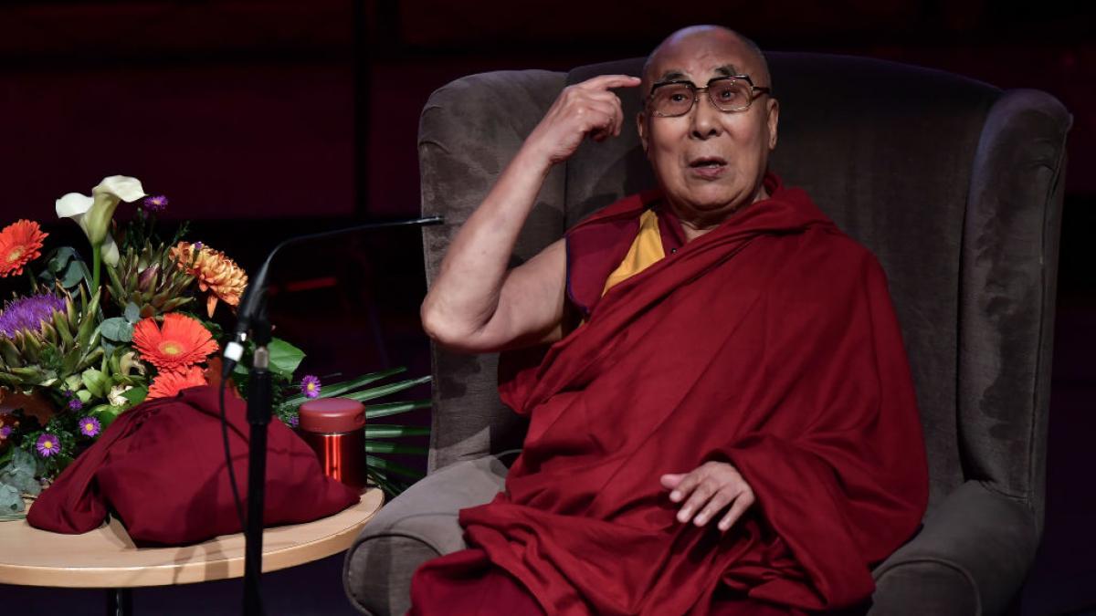 dalai lama e asteptat sa isi anunte succesorul pe 2 iulie inainte sa implineasca 90 de ani