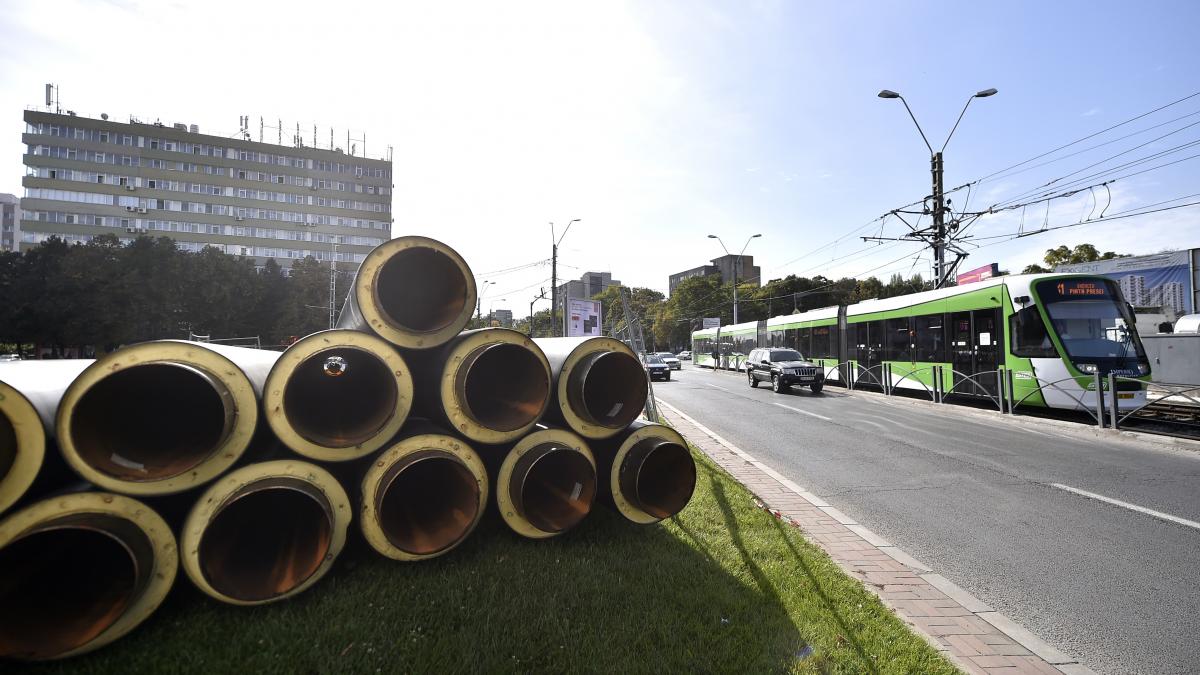 tramvaiele 25 si 41 nu vor circula in weekend din cauza lucrarilor la sine care sunt liniile naveta stabilite
