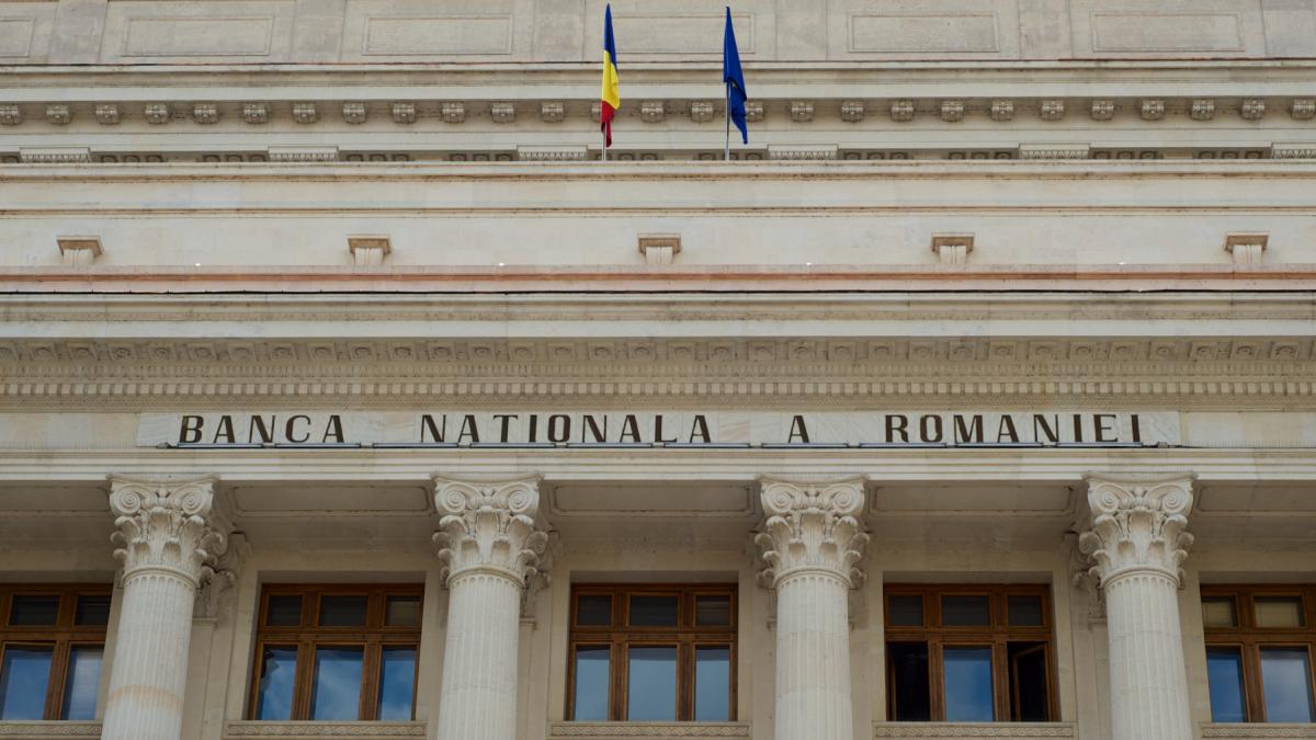 banca nationala e ilogic sa spunem ca taxele vor fi majorate inclusiv din cauza cheltuielilor bnr