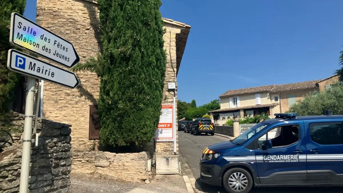 mireasa ucisa in noaptea nuntii de mai multi barbati mascati