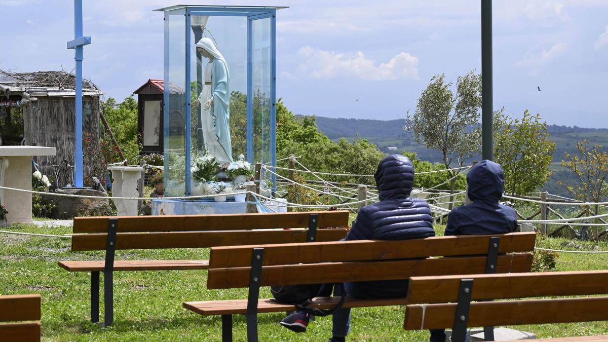 miracolul madonnei din trevignano care plange cu lacrimi de sange a fost demontat expertiza a scos la lumina o escrocherie uriasa