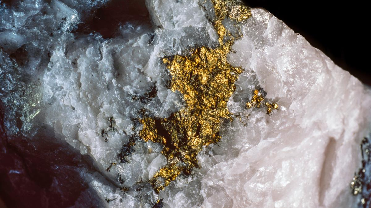 geologii au descoperit ca cutremurele joaca un rol in ceea ce se numeste paradoxul pepitelor de aur