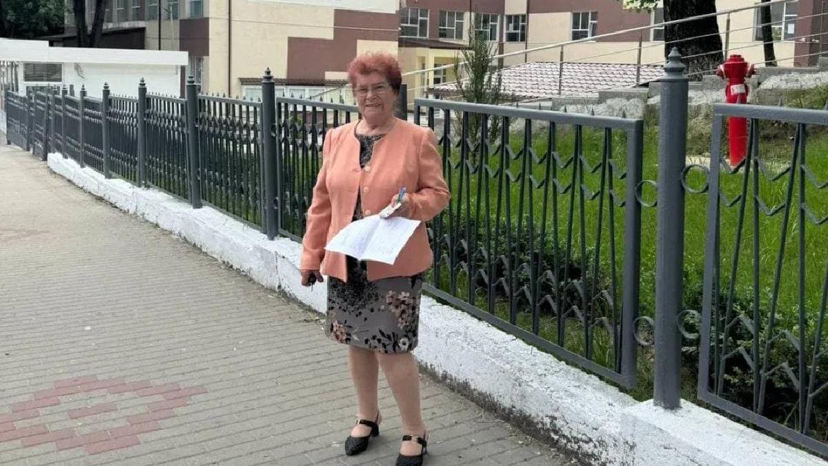 toti ne nastem prosti dar nu trebuie sa murim tot prosti povestea femeii care a luat bac ul la 75 de ani