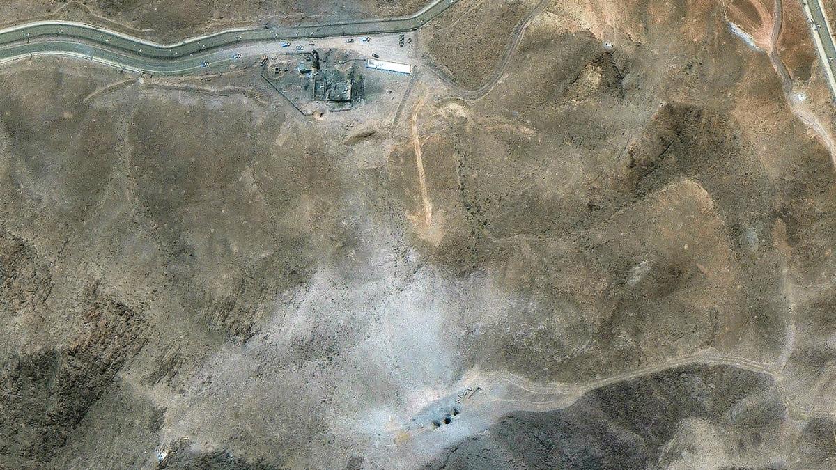 iranienii au inceput sa dezgroape fordo situl nuclear bombardat de americani ce se vede in imaginile din satelit