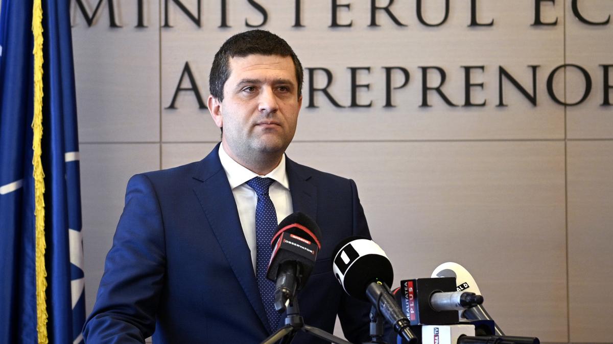 noul ministru al economiei despre indemnizatiile uriase de la fabrica de pulberi s au marit cu nesimtire si cu acordul ministrului