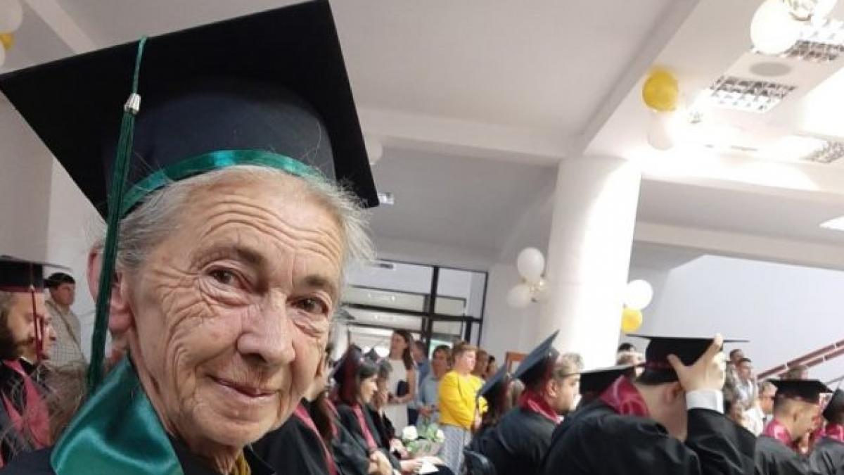cazul incredibil al femeii care a absolvit facultatea la 73 de ani am terminat liceul in 1973 nu existau prezentari power point