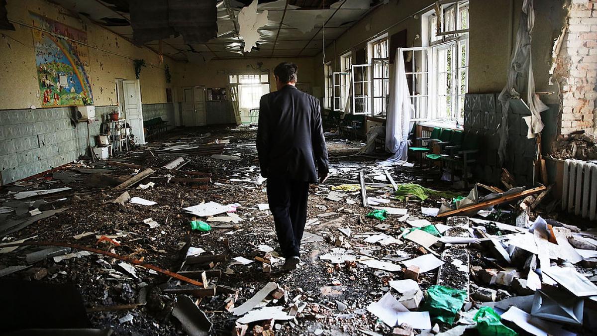 ce se arata la televizorul rusesc sunt basme pentru prosti cum e viata reala in mariupol la trei ani dupa ce a fost cucerit de rusi