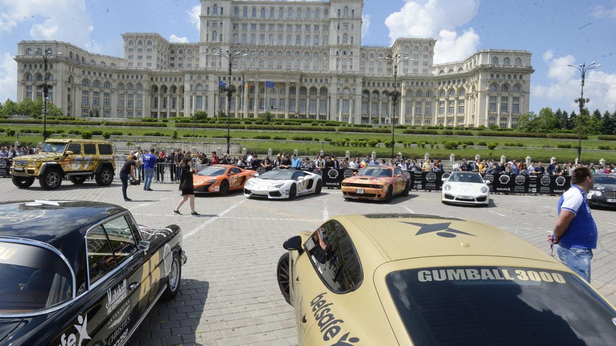 gumball 3000 raliul celor mai scumpe masini din lume ajunge in craiova
