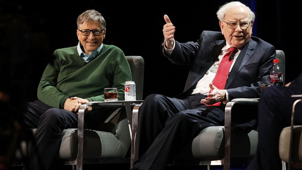 warren buffett a facut o donatie record de 6 miliarde de dolari din actiunile berkshire principalul beneficiar este fundatia gates