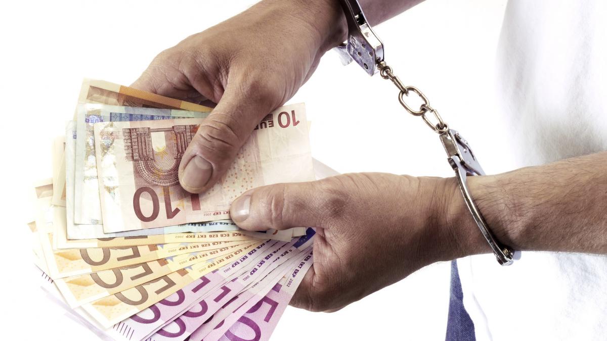 anchetatorii au aflat ce mita se cerea in anii trecuti la vama cenad si au ridicat mai multi politisti de frontiera