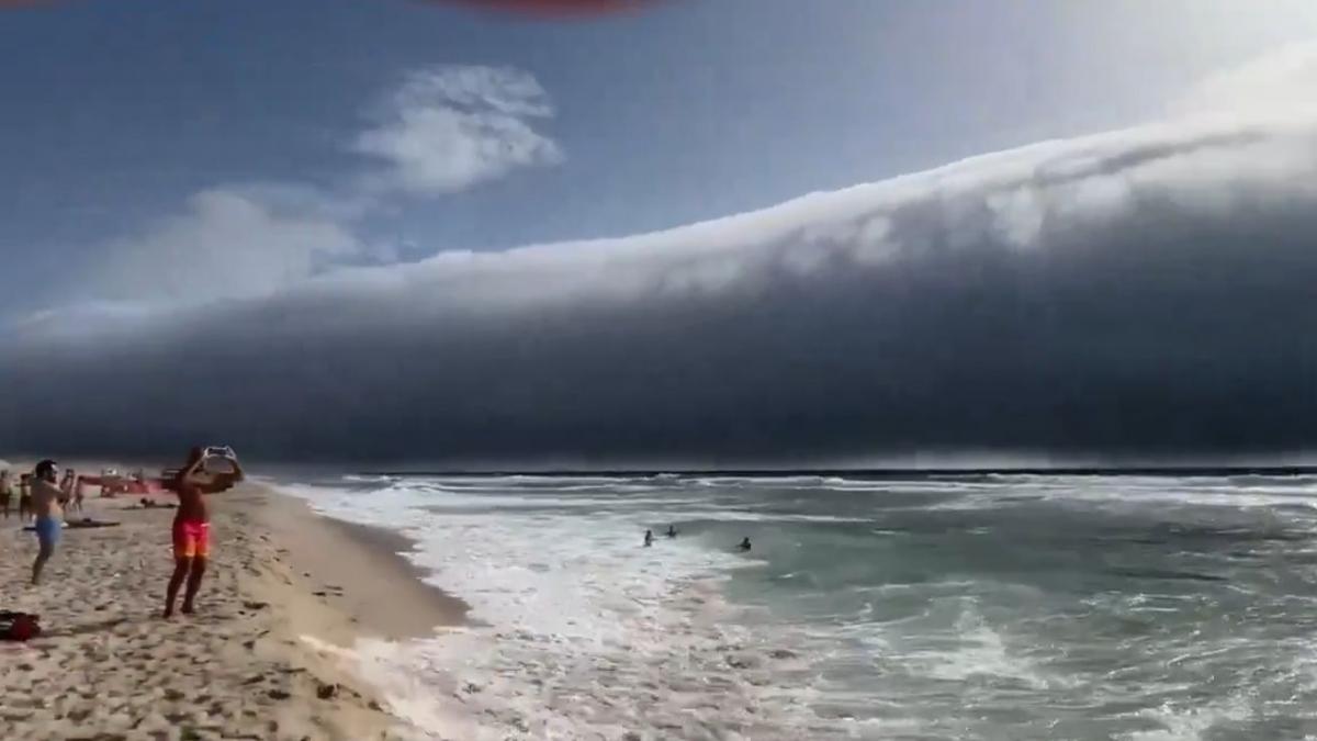 o aparitie rara pe cer i a inspaimantat pe oameni in portugalia ce este norul rulou