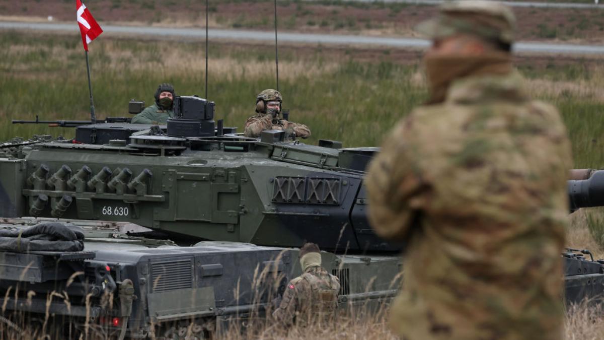 tara europeana membra ue si nato care isi cheama femeile in armata prin tragere la sorti