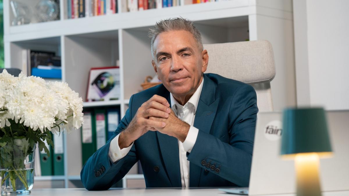 vicepremierul anastasiu maine sau poimaine iesim cu pachetul de masuri fiscale stim ca e complicat pentru un om sa dea sau sa i se ia