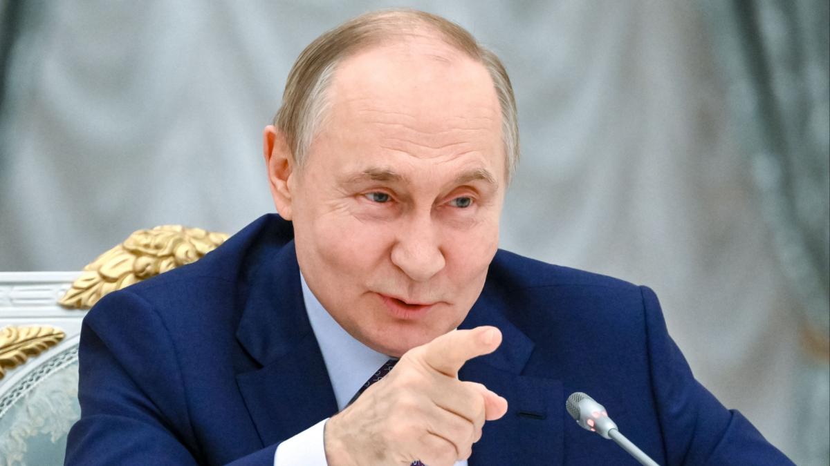 putin reinvie eurovisionul rusesc si spune ca sua vor participa la festivalul de la moscova din aceasta toamna